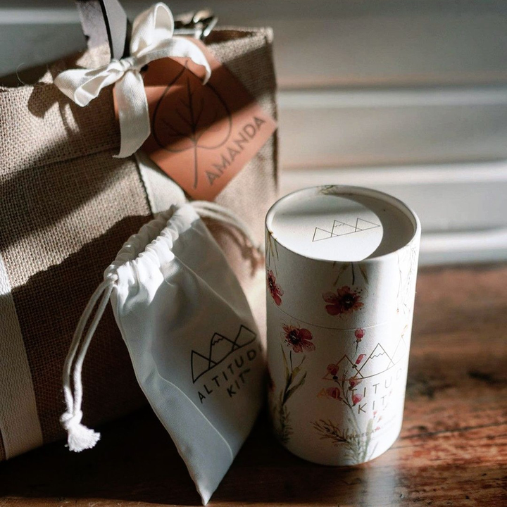 Caja cilíndrica de papel Kraft hecha a mano personalizada para aceite de perfume, vela, aceites esenciales, uso de tubo de papel de embalaje