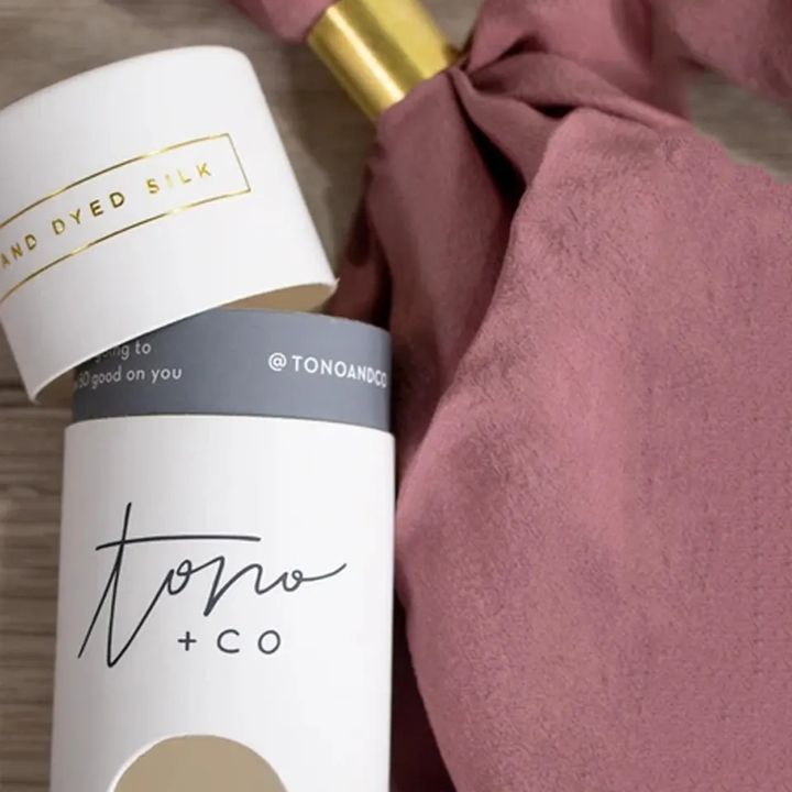 Personalizar camisetas Cajas de embalaje Caja de regalo con tapa Calcetines de cartón Caja de regalo de embalaje Contenedores de tubos de papel con ventana