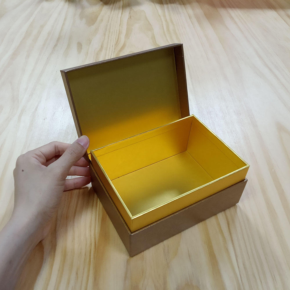 Cajas de regalo plegables del cierre magnético de la caja de papel de la ropa de la solapa del imán de lujo de encargo