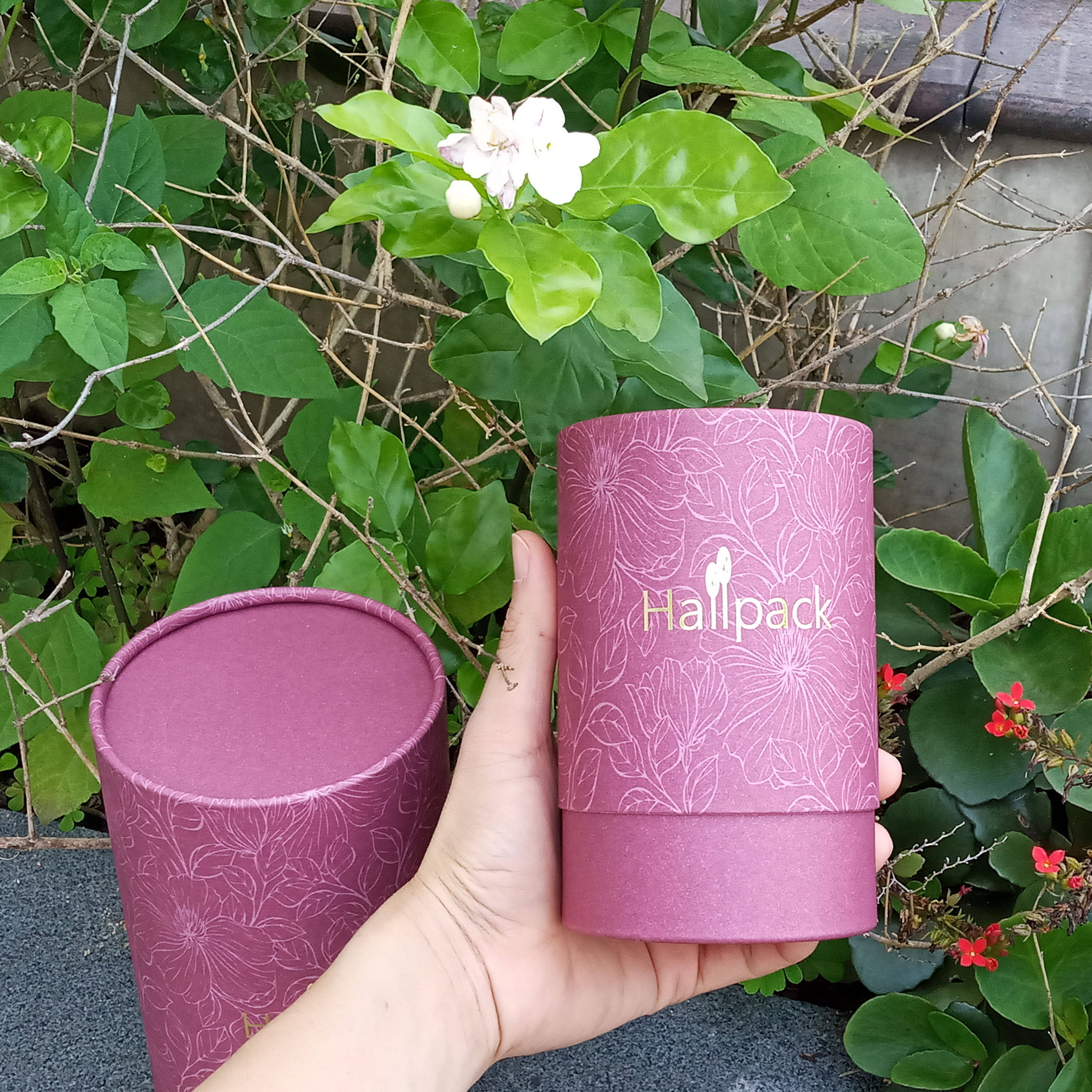 Tubo de caja redonda de cartón de embalaje de tubo de papel de té de vela negra Kraft de cartón cilíndrico 100% reciclado con tamaño personalizado