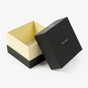 Caja de regalo vacía simple impresa personalizada al por mayor del cierre magnético del negro de la cartulina de papel rígido hecha a mano de lujo