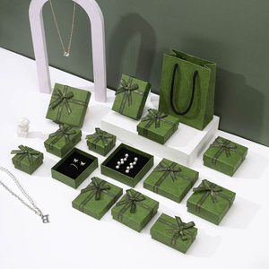 Diseño personalizado biodegradable Embalaje de caja de regalo de lujo para perfume de billetera