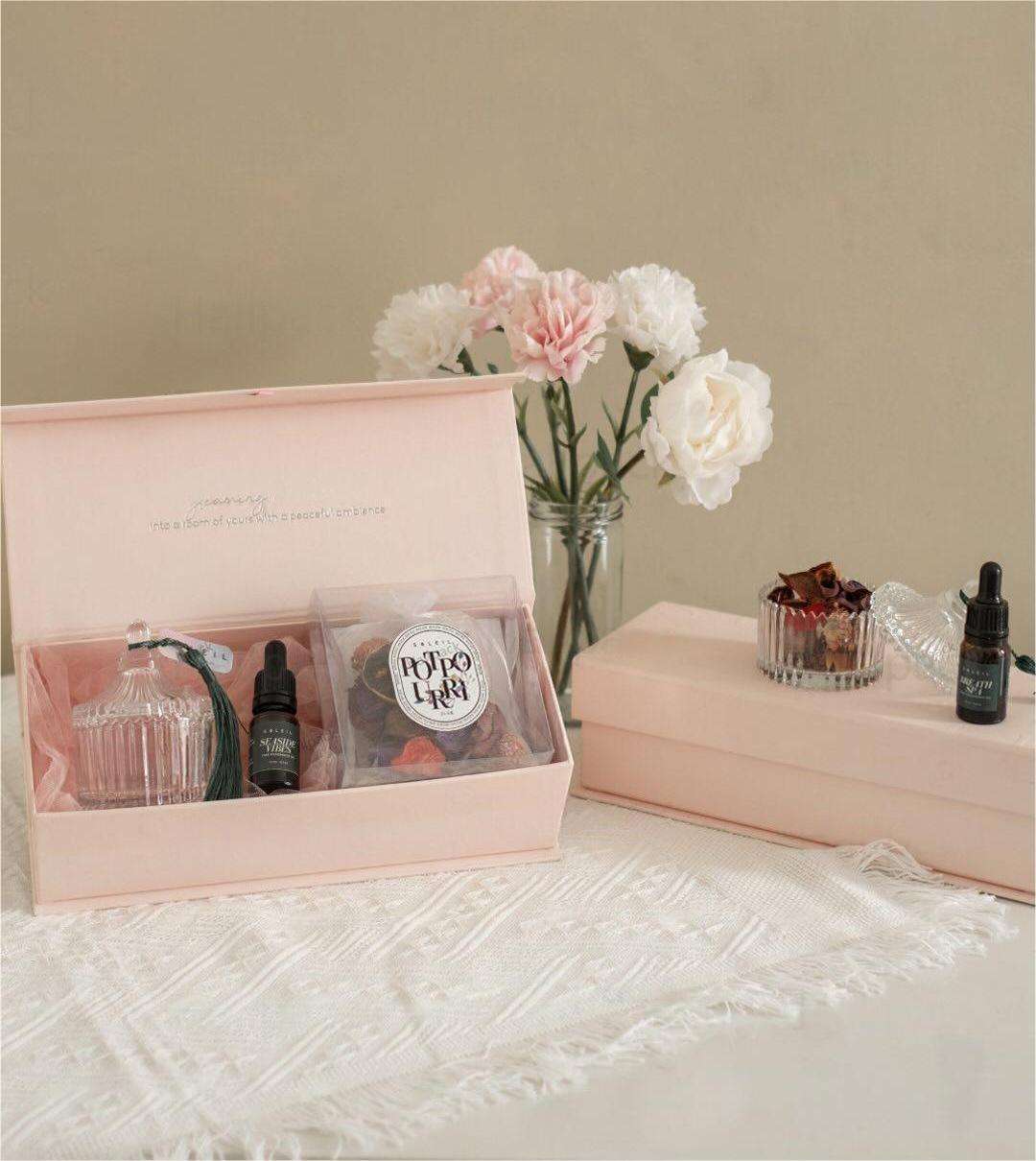 Caja de papel de embalaje cuadrada de diseño personalizado de lujo de venta caliente