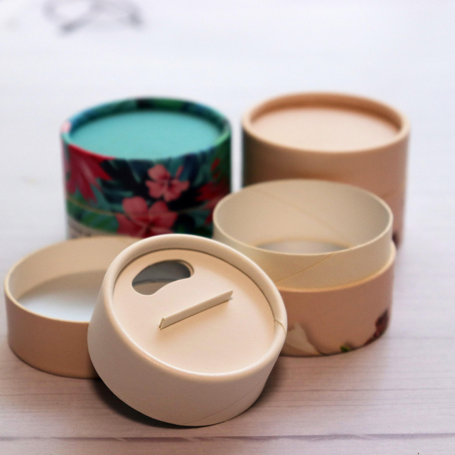 Tubo de cartón de papel para alimentos, redondo, respetuoso con el medio ambiente, hecho a medida, contenedor de polvo suelto, tamiz, bote de especias Kraft, agitador superior, tubo de papel