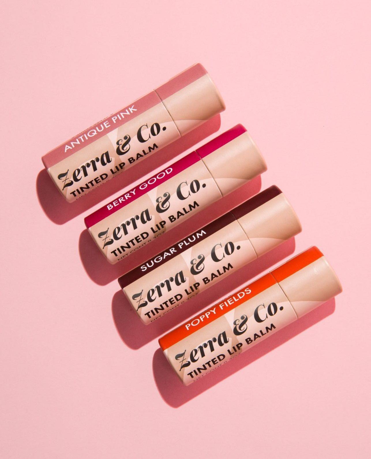 El lustre del labio del protector labial de la cartulina biodegradable reciclada empuja hacia arriba el tubo cosmético respetuoso del medio ambiente del tubo de papel
