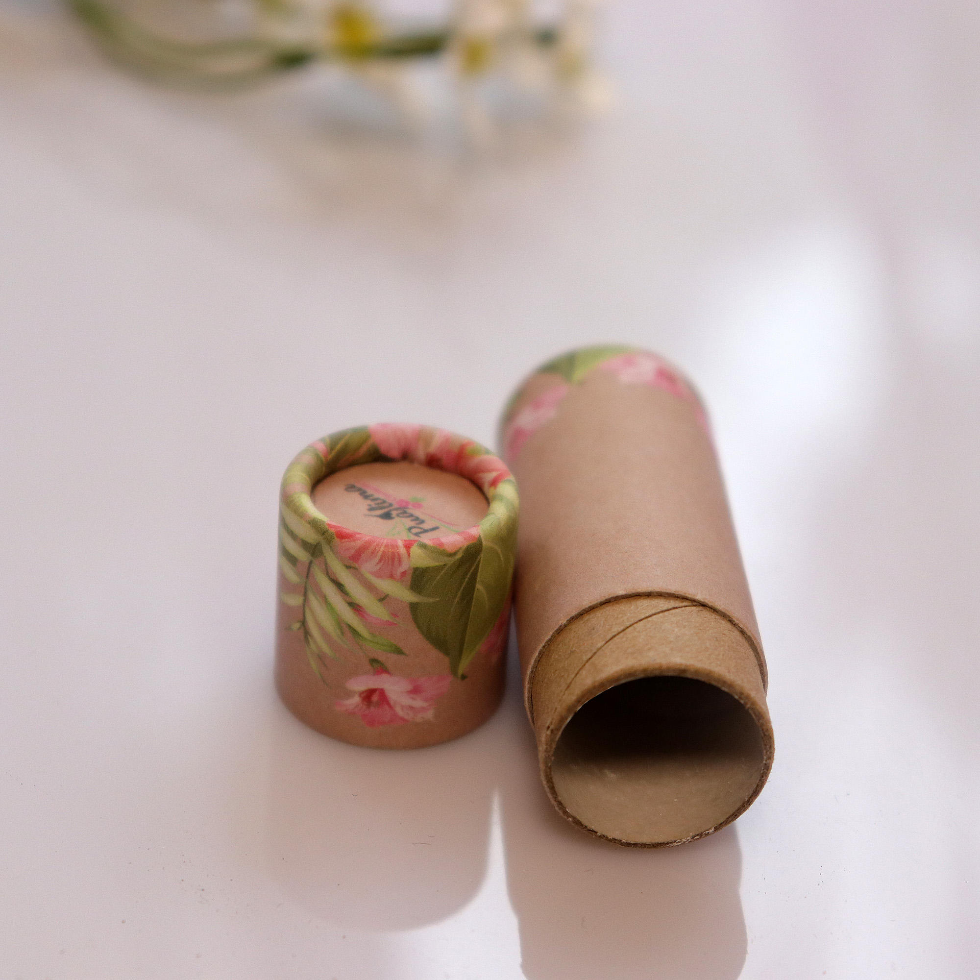 Tubo de cartón de forma redonda con brillo de labios, logotipo personalizado, biodegradable, 0 residuos de cartón, barra de loción desodorante, tubo de papel