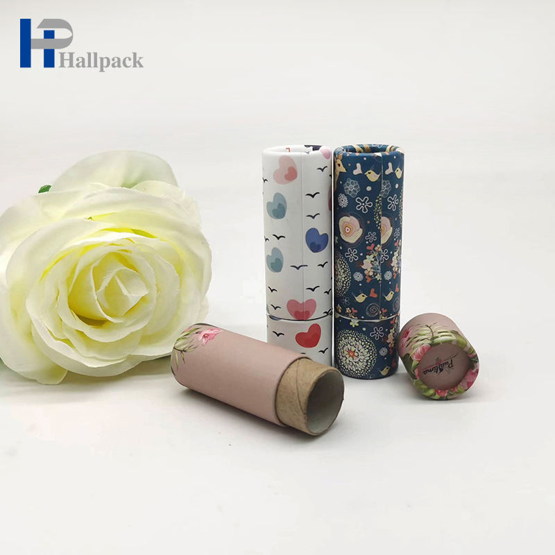 Venta al por mayor 0,3 oz Kraft Eco tubo de cartón de calidad alimentaria embalaje de bálsamo labial de papel artesanal redondo para manualidades y proyectos