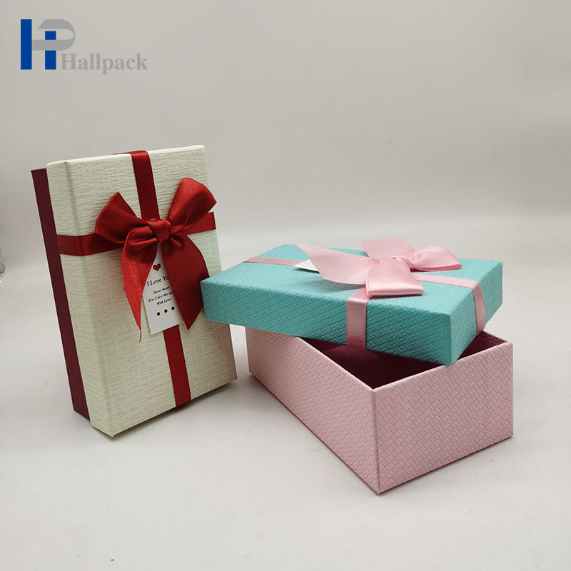 Caja de regalo de empaquetado de la cartulina del arco de la cinta de la caja de cartón de papel al por mayor